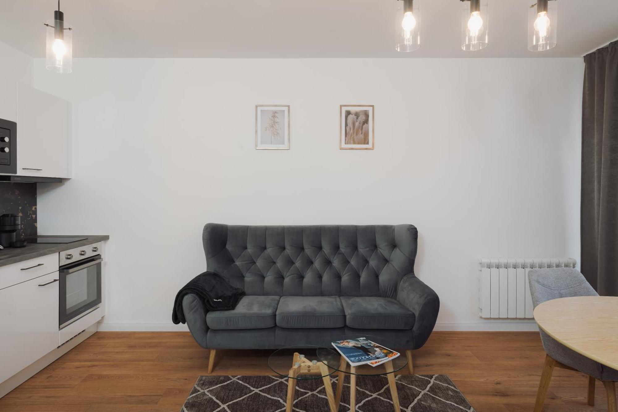 Granite - Cozy Center With Balcony Appartamento *