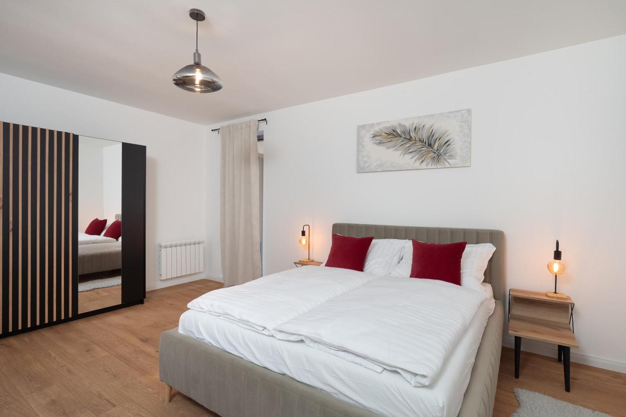 Granite - Cozy Center With Balcony Appartamento *